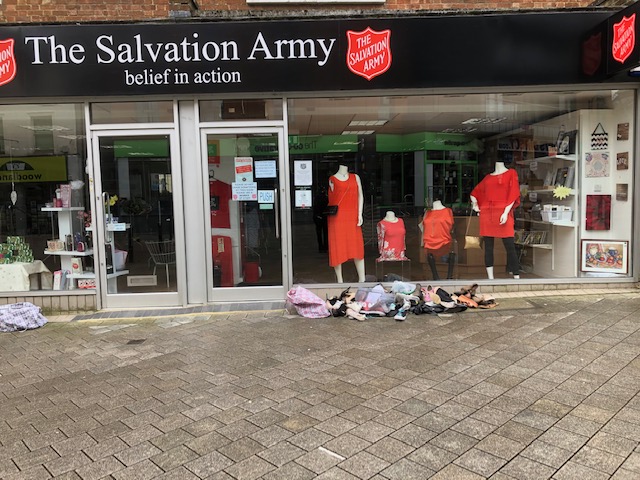 ReigateBeat's tweet photo. Now is not the time to leave your donations outside of #ReigateBanstead charity shops. There is nothing charitable about your actions...and you will increase the workload of @reigatebanstead when they are needed elsewhere #NuffSaid #WeAreInThisTogether https://t.co/gvh2jZobVg