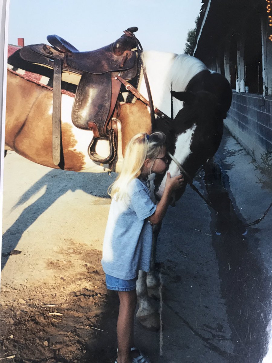 JenJohnson94's tweet photo. If you are a horse person please join the challenge of posting a racing photo. Just one picture, no description. Please copy the text in your status, post a picture and look at some great memories/pictures. https://t.co/8puRGExhx1