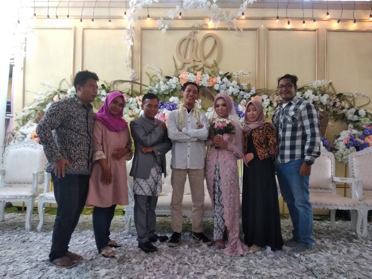 KataAngkuh's tweet photo. Power ranger putih selalu alone. 😂😂😂 https://t.co/HuXNiHAP6w