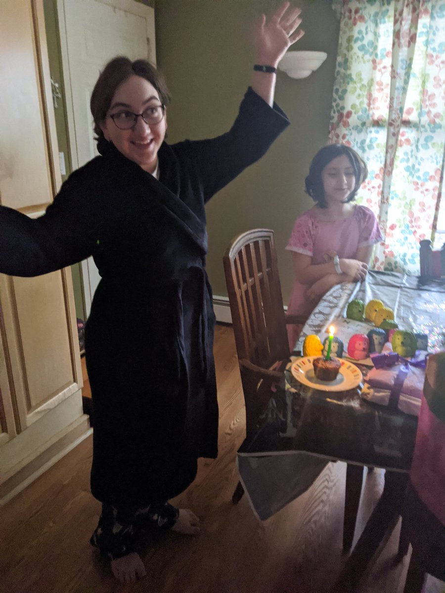 RubyFrog21's tweet image. Happy birthday 🎂🎉🎈 to the one who made me a Mami 13 years ago. Proud to be her Mami. QuarenTEEN in the house.  Where does the time go? Such a strot, confident young lady. Can&apos;t wait to see how the next part of this ride unfolds.  #HAPPYBIRTHDAY #wo2world