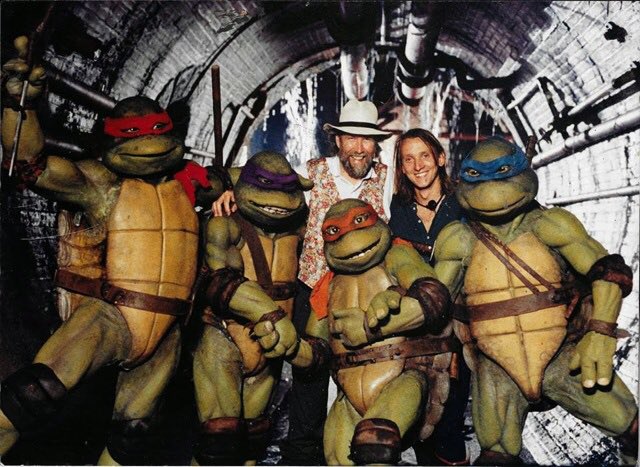 1/3 Cowabunga dudes! Teenage Mutant Ninja Turtles hit cinemas OTD in 1990. Based on @kevineastman86 and Laird’s fictional superhero team, this martial arts superhero comedy film was directed by Steve Barron from a screenplay by Todd W. Langen and Bobby Herbeck. #TMNTMovie30