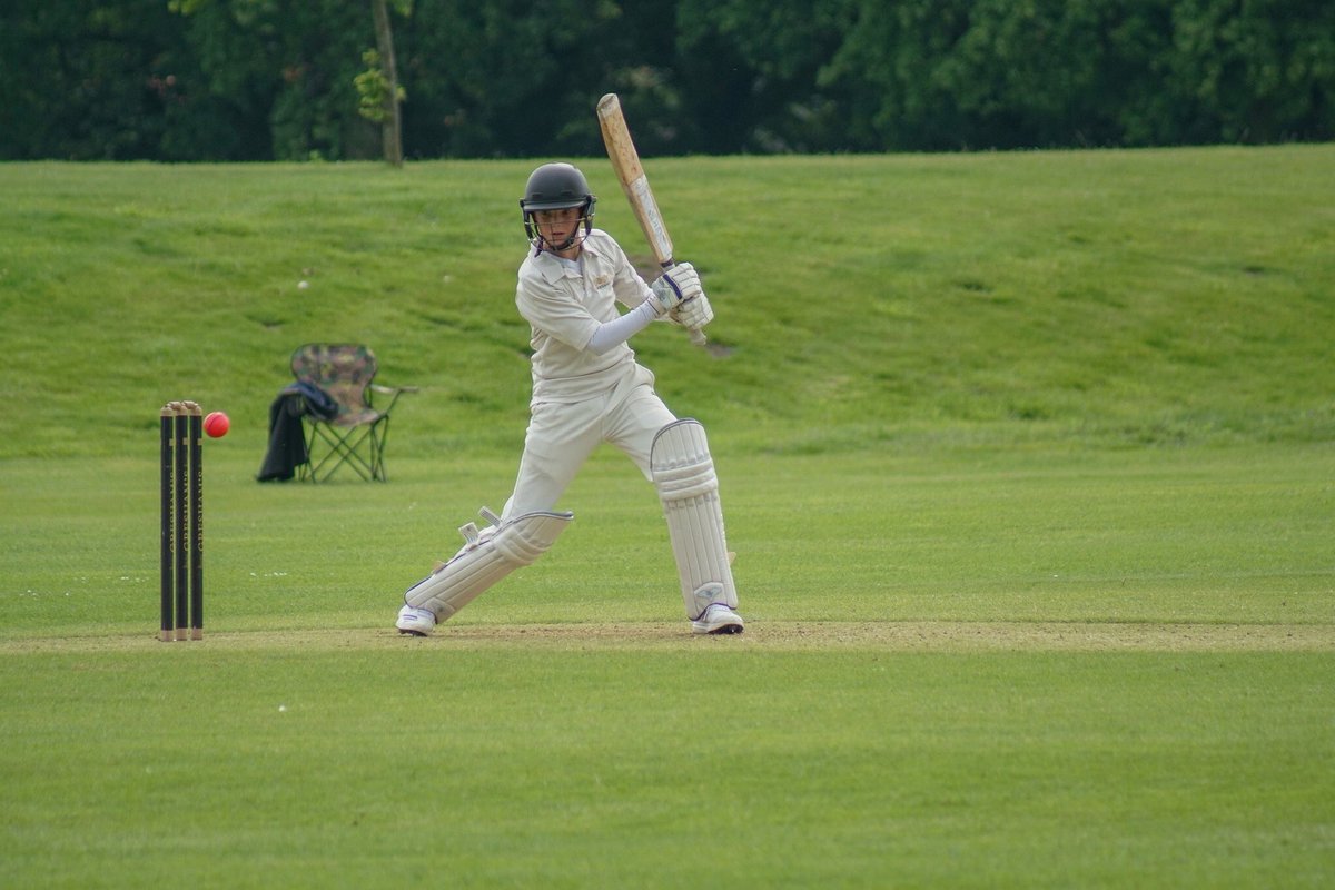 LTriffitt's tweet photo. If you are a cricket person please join the challenge of posting a cricket photo. Just one picture, no description. Please copy the text in your status, post a picture and look at some great memories/pictures https://t.co/4SmmZzeUqz
