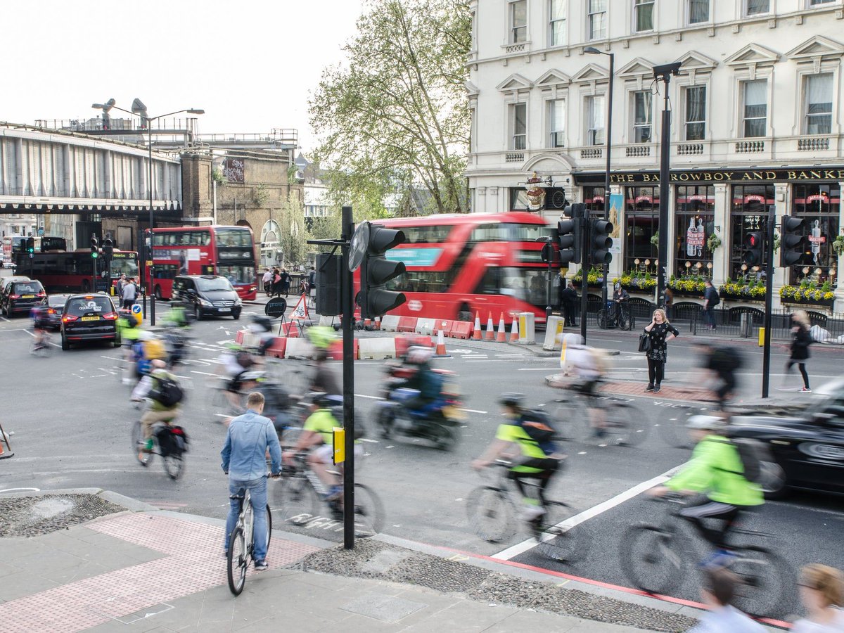harlequinlog's tweet photo. Government unveils ‘unprecedented’ vision of future travel in bid to tackle climate crisis https://t.co/65Qmz7F5gF https://t.co/bOR1jfHesk