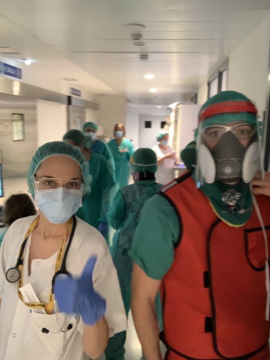 All NeuroTeam ready on COVID-19 mode #Stroke #neurointervention #COVID19 #ictus #neurointervencionismo #TodoVaASalirBien #quedatencasa #StayAtHome #teamwork