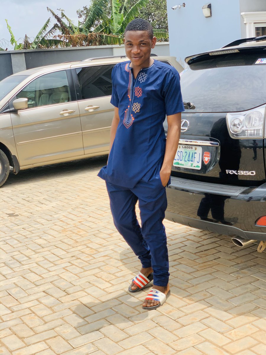BabsTomzy's tweet photo. God bless the child that WORK 💪💪 for what he want....Let’s keep it Rockin! https://t.co/6GCcBDX7Zj