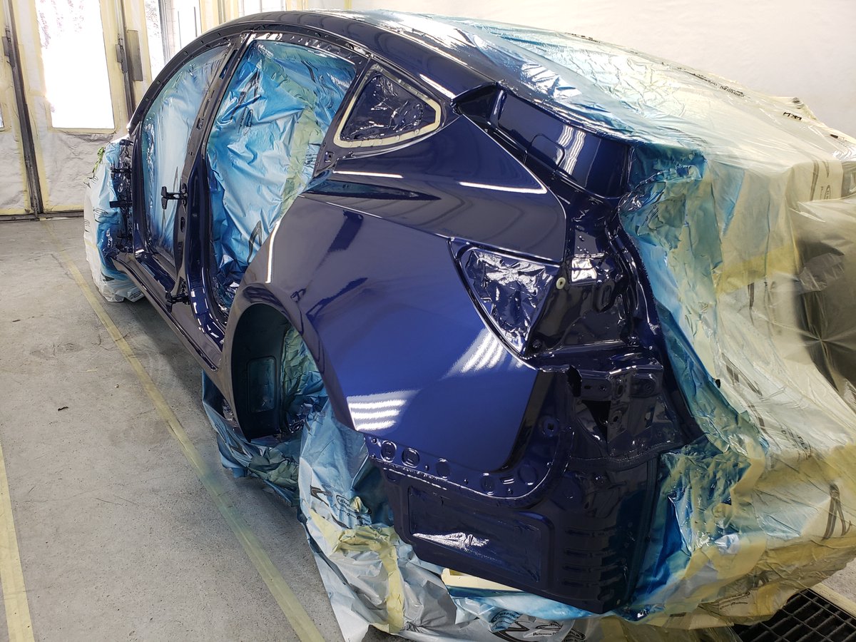 NorthStateCus's tweet image. Happy Monday everyone! What's in your paint booth? #Tesla #Model3 #prepaint #postpaint #revo #infared #3stagepaint #northstatecustom #northstateautobahn #authorized #paintprofessionals #est1970