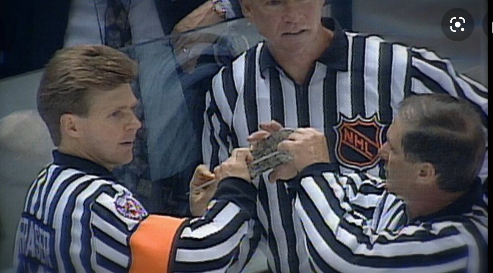 Chris1Renwick's tweet image. Watched a rewind hockey game with the kids MTL vs LA 93’ Cup final! Had to explain what an “illegal stick” was when McSorley took a penalty for too much curve. #oldrules #illegalstick #stayhome