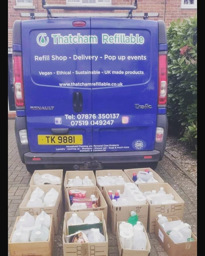 🚚🧴loading the van for tomorrow's delivery round. 35 drops in total.🧴🚚
We are delivering pre filled bottles until further notice on Tuesday's &amp; Thursday's only.

Tuesday's round is West of TRHQ.

Thursday's round is anything East of TRHQ.

Both rounds include North &amp; South 😁