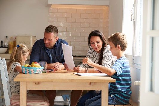 SpeechAndLangUK's tweet image. The current situation poses a lot of challenges for parents; how can we communicate what&apos;s happening to children, and help to develop language and literacy skills while school is closed? We&apos;ve compiled some fun ideas and resources to help: bit.ly/3dz4YyH #homelearning