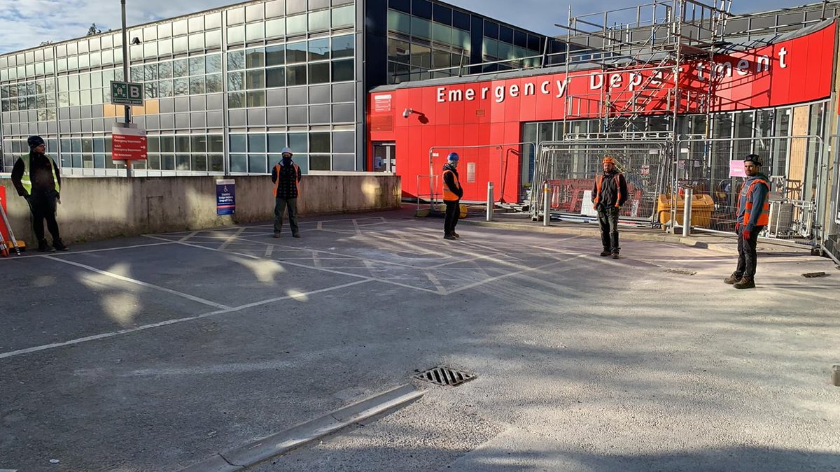 MarKey_Group's tweet image. Our team on site early this morning to help this hospital handle increased capacity with a temporary reception area.

We're assisting the NHS and businesses with temporary structure support around the country.

#MadeinBritain #NHS #StayHomeSaveLives