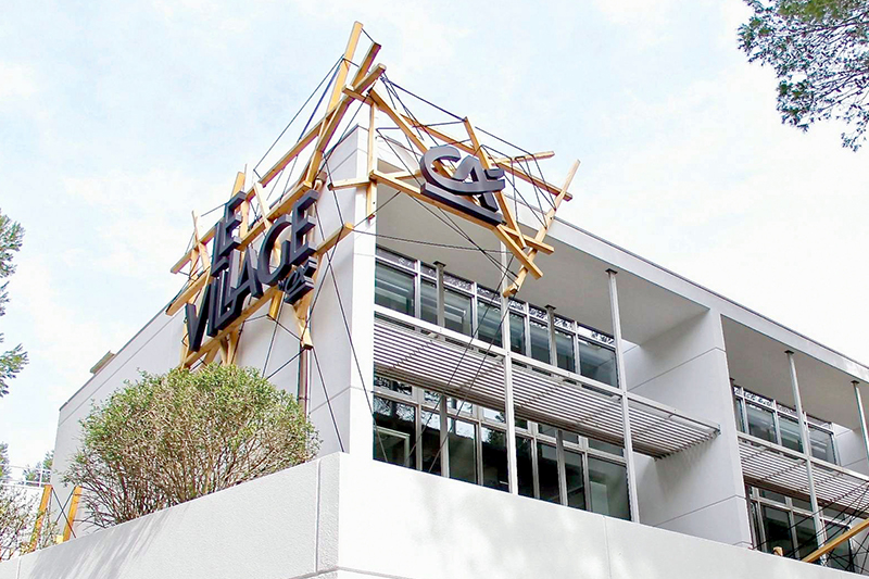 Covid-19 : le <a href="/villageCASophia/">Le Village by CA Provence Côte d'Azur</a> fait de la résistance tribuca.net/numerique_6240… feat <a href="/evoluflor/">Choops par Evoluflor</a> <a href="/ONHYS_software/">ONHYS</a> &amp; <a href="/ExpoPolis/">ExpoPolis SmartExpo</a>  #SophiaAntipolis #Nice06