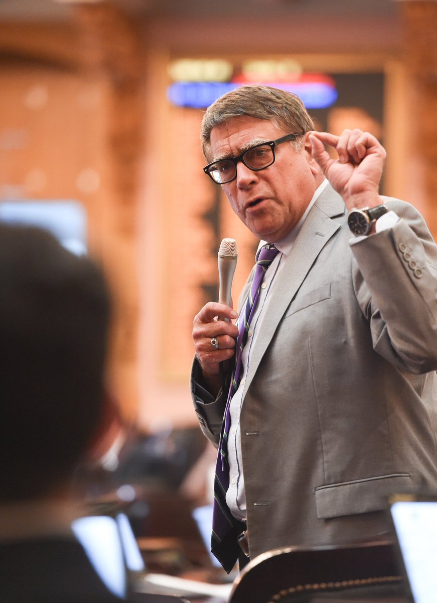 HeyCincyItsMe's tweet photo. Same goes for the House top orator, incumbent Bill Seitz (https://t.co/U1IzxhYvi4). He's running for another term as State Rep. for District 30. #BillSeitz #Ohio #StateRepresentative #District30 https://t.co/IqpaVwgCeF