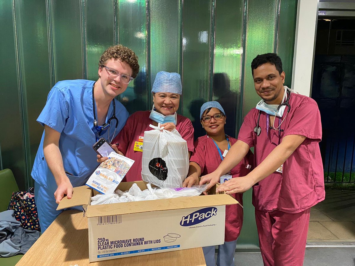 Khalsa_Aid's tweet photo. Supporting our #NHS 

We are now providing hot food daily to 8 A&amp;E departments in hospitals across #London as well as for District Nurse clinics., that’s almost 800 hot meals daily !! 

Many more planned. #NHSheroes #NHSThankYou #CoronaAlert @ashishskynews @alixculbertson @NHSuk https://t.co/ou8P9f39Lq
