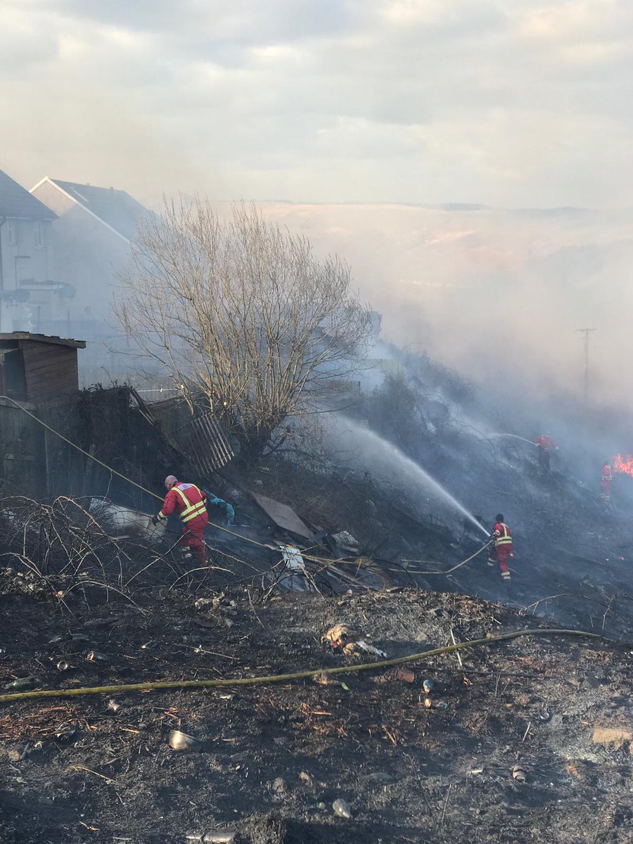 Our crews have attended nearly 1⃣0⃣0⃣ grass fires this month.

Fire smoke irritates airways &amp; can cause people with respiratory conditions to become unwell, as well as the risk from #Coronavirus <a href="/PublicHealthW/">Public Health Wales</a> 

This is a criminal offence, it has to stop!

<a href="/gwentpolice/">Gwent Police</a> <a href="/swpolice/">South Wales Police</a>