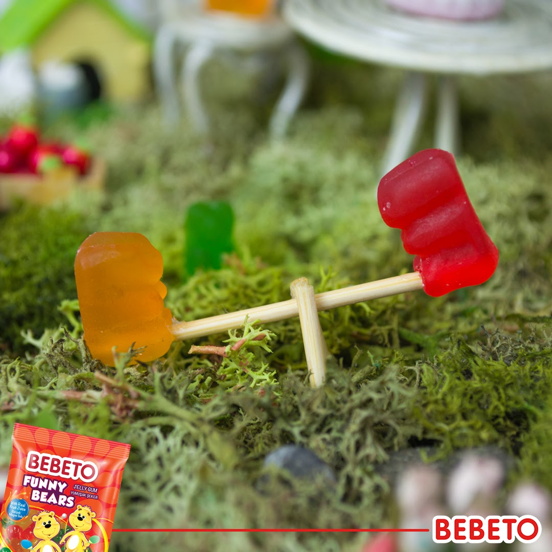 bebeto_eu's tweet photo. Bebeto FunnyBearsfamilie ist jetzt im Garten.

#Bebeto #RunTheFun #BebetoBand #holdeuchdenSpaß https://t.co/7QP6jMcRiU