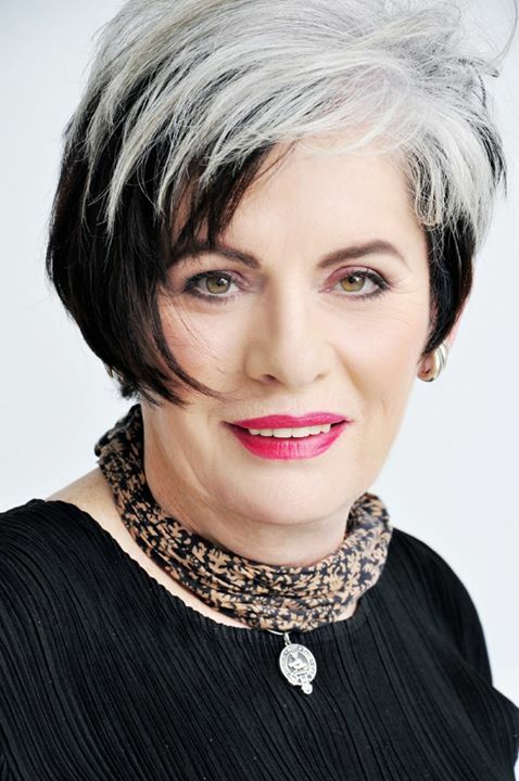 1LadyandaTribe's tweet image. Love today's message from our Tribe Leader, "Be abundantly cautious." Sheila McGillivray 💚 #flattenthecurve