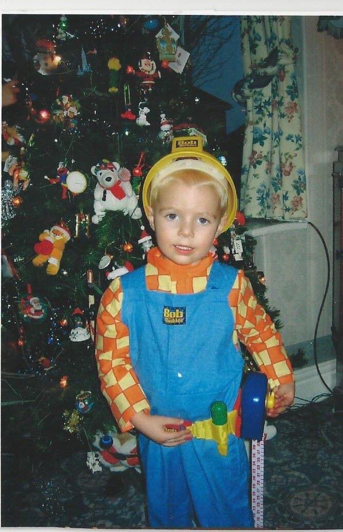 gregaustin71's tweet photo. Happy 21st @Daniel_Austin25 - not turned out too bad! https://t.co/mbPlb0VwWP