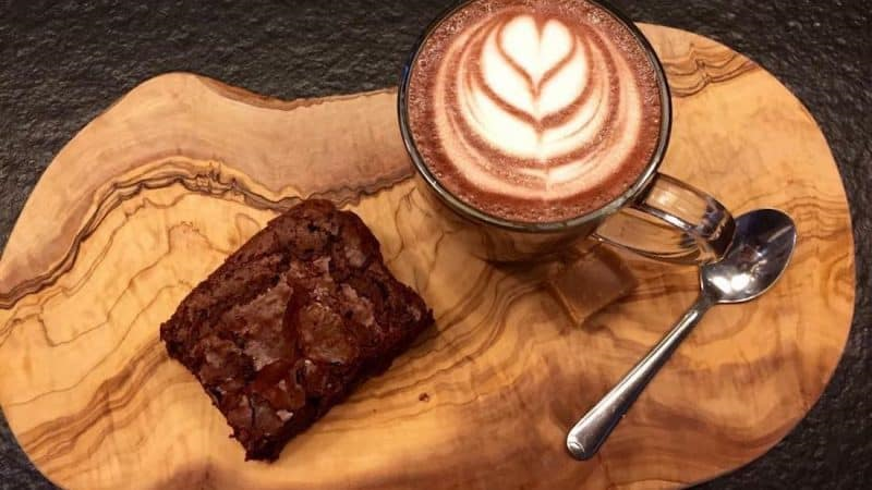 UKCoffeeWeek's tweet photo. Scottish government pledged a £2.2bn package to support #hospitality businesses forced to close as part of the #Covid_19 lock-down from 1Apr
- 1 full year’s non-domestic rates relief
- £10k grants for #SmallBusinesses in receipt of the #SmallBusinessBonusScheme or #RuralRelief https://t.co/1c9On4sfkA