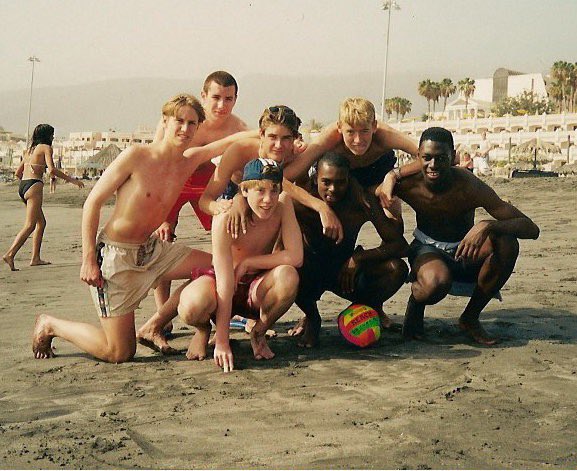 radieB's tweet photo. @petercrouch @Carra23 Crouchy here’s a picture for you 😂 @LedleyKing @pooley11 @rossfitz @xphysio https://t.co/nhsvV8c00F