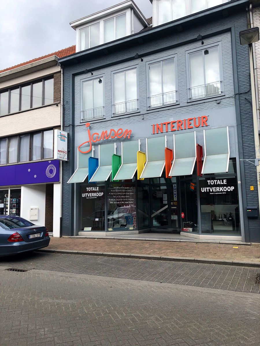 tgazetje's tweet photo. Interesse in deze spullen?
Interesse in dit #pand?
Contacteer Lili: 0477/68.37.25
#handelspand #Beerse #immo #vastgoed https://t.co/KIn5Sm9YQ8