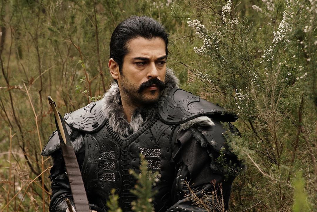 burakfansclub2's tweet photo. Kuruluş “Osman” 17. bölümden ilk kareler. 📸
°
#KuruluşOsman nefesleri kesecek yeni bölümüyle çarşamba saat 20.00’de #atv’de!
°
°
@bozdagfilm @atvcomtr @burakozcivit #BurakÖzçivit #OsmanBey #BurakOzcivit #new #yeni #igreposter #instasaver https://t.co/Y4zfnMu2cm
