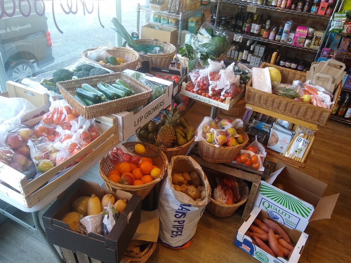 Bloomfieldsdeli's tweet photo. We are open in Shrivenham and Highworth for fresh fruit and veg, bread, milk, cheese, etc. Beat the queues, shop local! #shrivenham #highworth #shoplocal https://t.co/lxAxFPiM28