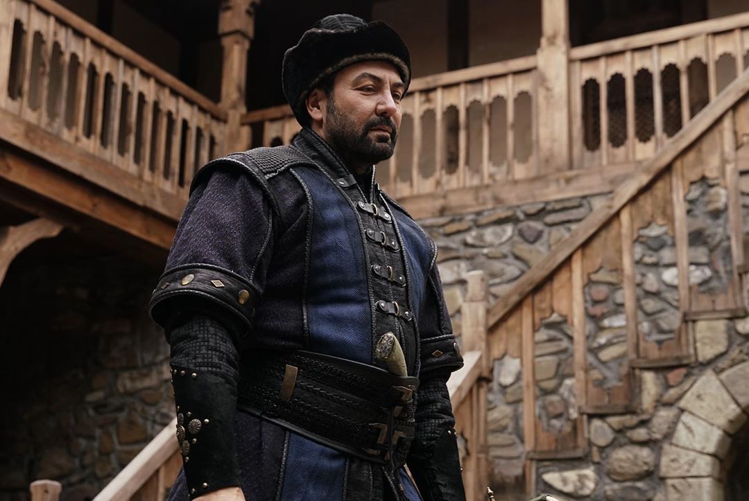 burakfansclub2's tweet photo. Kuruluş “Osman” 17. bölümden ilk kareler. 📸
°
#KuruluşOsman nefesleri kesecek yeni bölümüyle çarşamba saat 20.00’de #atv’de!
°
°
@bozdagfilm @atvcomtr @burakozcivit #BurakÖzçivit #OsmanBey #BurakOzcivit #new #yeni #igreposter #instasaver https://t.co/7Hci2Y2tTe