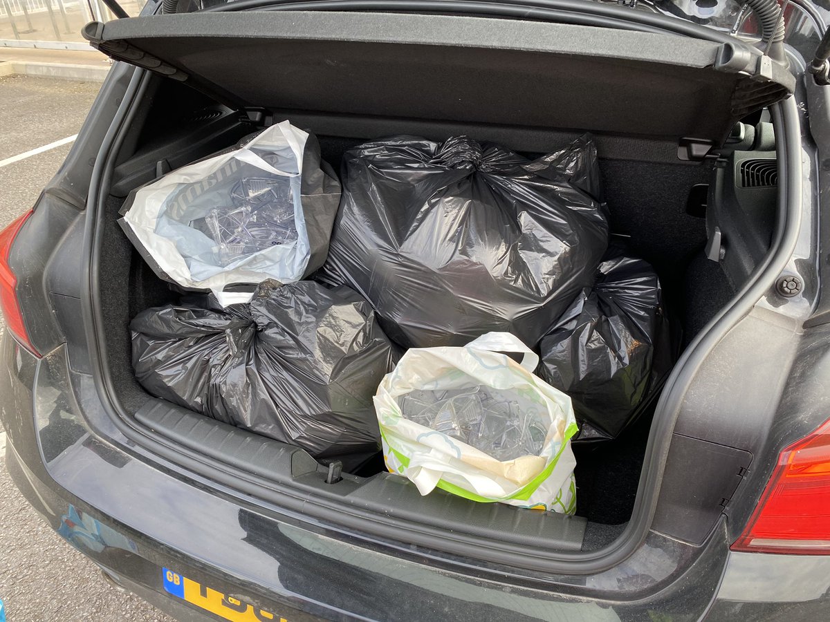 ScienceCHS's tweet photo. @officialCHS Just delivered over 400 pairs of goggles to the UHW, Cardiff. Hoping the fantastic staff there stay safe and well. https://t.co/ACalWro6bV