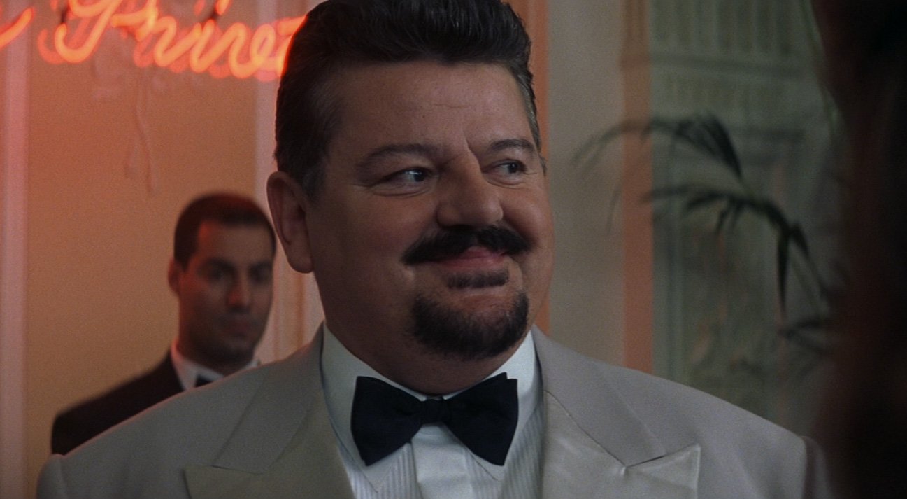 Happy 70th birthday to Robbie Coltrane! I\d like to call security and congratulate you! 