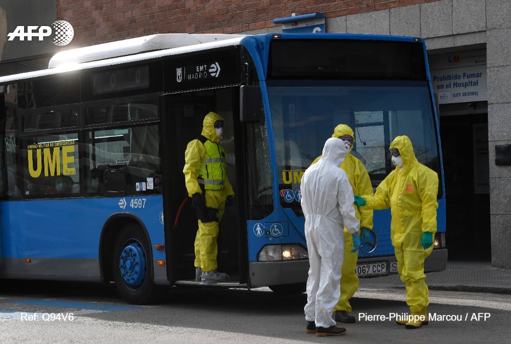 AFPespanol's tweet photo. #ULTIMAHORA España registra 812 nuevas muertes por coronavirus en 24 horas y supera las 7.300 (oficial) #AFP https://t.co/uSSyqIlFnF