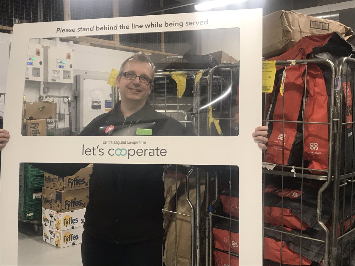 Protective screens have arrived. Love the Let’s Cooperate message. Great stock availability today. Thanks to @BernsGary and his teams. @mycoopfood @Robbiniho1974