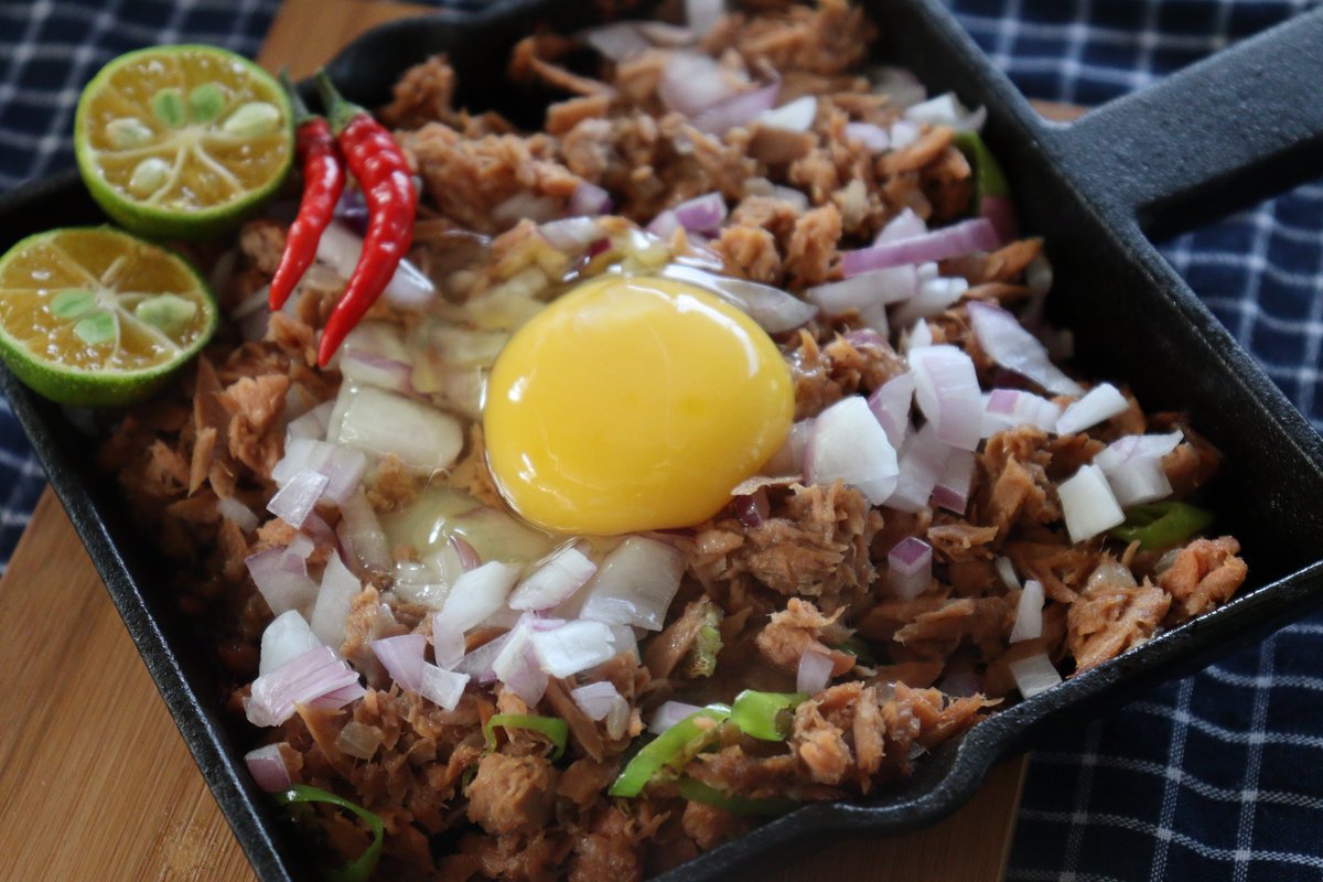 food_anatomy's tweet photo. Check out our new video! Quick Sizzling Tuna!
https://t.co/QEjnHG8juk
#foodphotograpie #instafood #foodblogger #foodlover #foodgasm #yummy #delicious #foodies #healthyfood #foodpics #tasty #homemadeeverything #sizzlingtuna
#sizzling #sizzlingplate https://t.co/Rd6ga8gGvw