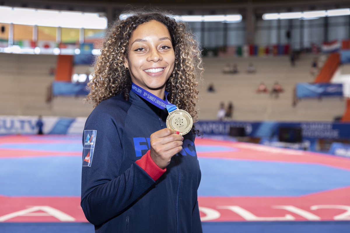 FFSportU's tweet photo. En cette période de #confinement, retour en images sur les temps forts du sport universitaire français en 2019 🇫🇷

 #FlashbackFFSU N°6 : la médaille d'or de @MagdaWiet en taekwondo aux Universiades de #Napoli2019 (Italie) 🥇🇫🇷🥋

@FFTDA @INSEP_PARIS @UPECactus https://t.co/yxiXIfKQeo