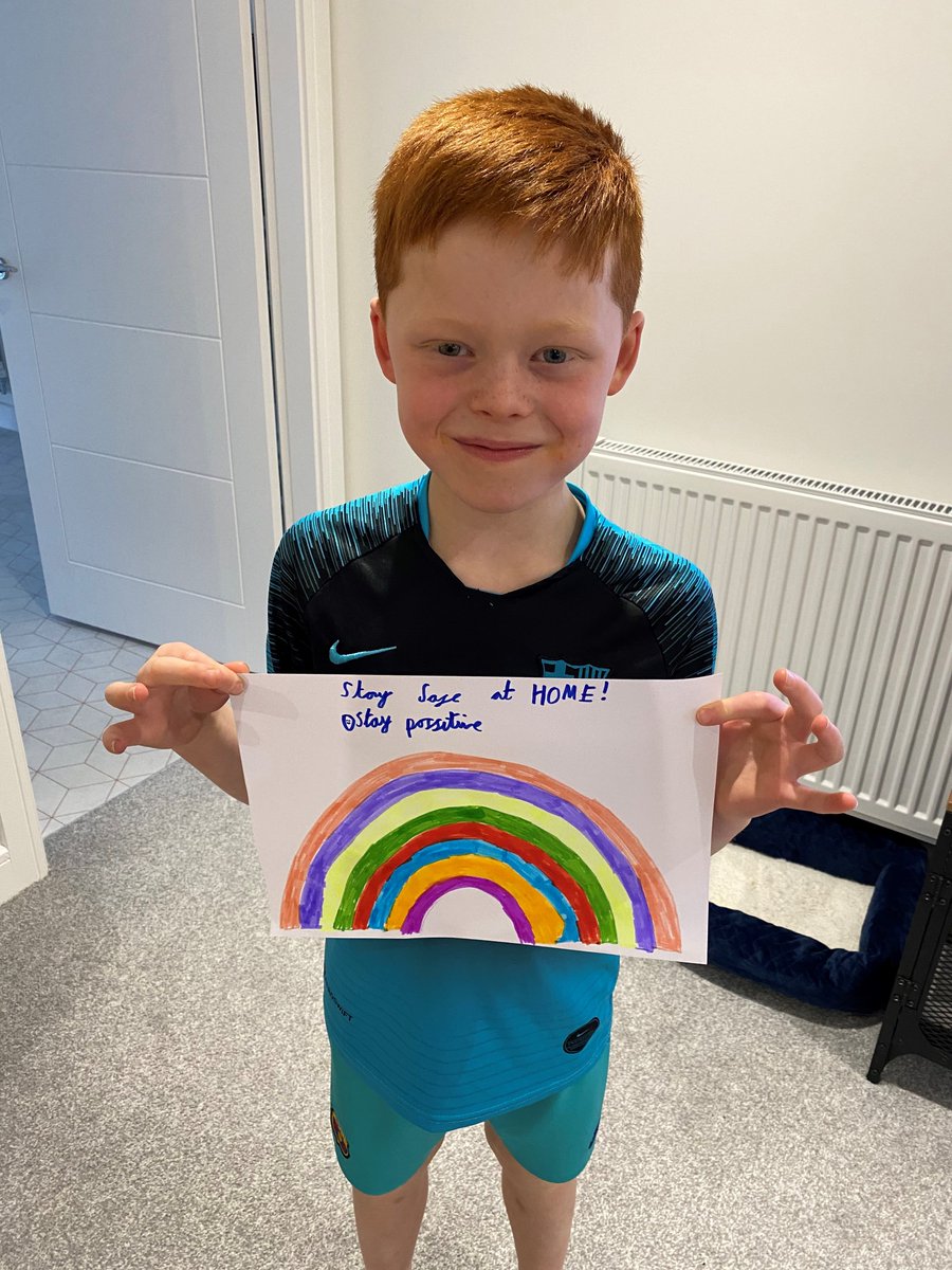 EagleyInfant's tweet photo. Lots of year 2 children making some beautiful rainbow pictures! Have you made one? Email it to your class teacher! 🌈 https://t.co/sGnJCNJ958