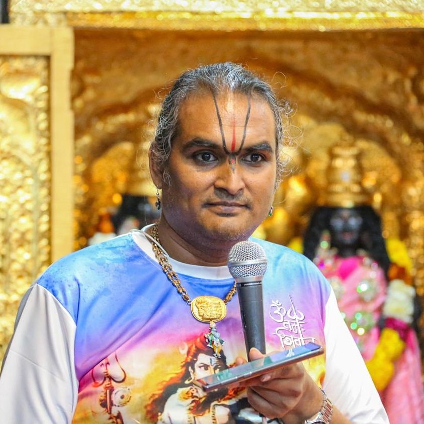 BhaktiMargaESP's tweet photo. #89 
El Maestro se revela sólo a aquellos que están verdaderamente inclinados espiritualmente, y su verdadera naturaleza es aparente sólo para aquellos que están sintonizados con su interior.

- Paramahamsa Vishwananda (del libro Guru - serie #Guruvakya) https://t.co/cEgGC8fbjZ
