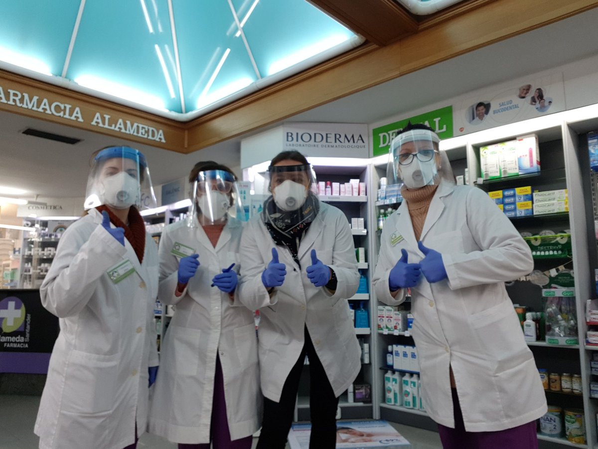 farmacialameda's tweet photo. Muchas gracias por las pantallas!hay gente excepcional estos dias, como vosotros 😘😘😘! #farmacialameda #santander #coronavirusmakers
#covidcantabria
#coronavirusmakerscantabria
#resistecantabria
#resistire
#juntossumamosmas
#makerscantabria
#launionhacelafuerza https://t.co/2Y2Pj86PB7