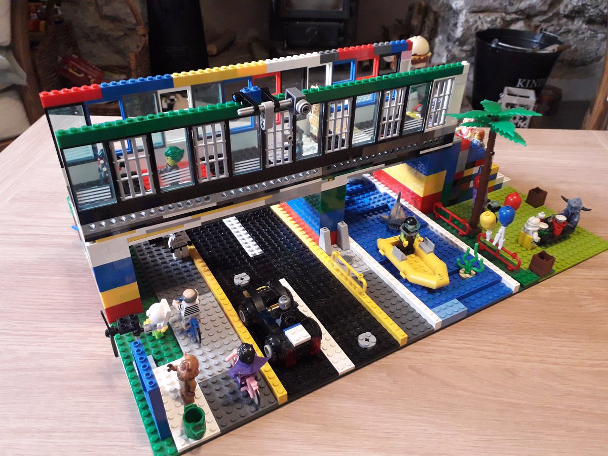elizabethjbl's tweet photo. The Bland Family's #BridgeBuildingChallenge. A beam bridge spanning a cyclepath, a road and a river. Managed four tins of beans! Looking forward to the next challenge. #BridgeItOn @AlunGriffiths_ @CleveBridgeUK https://t.co/gMLs0bij8f