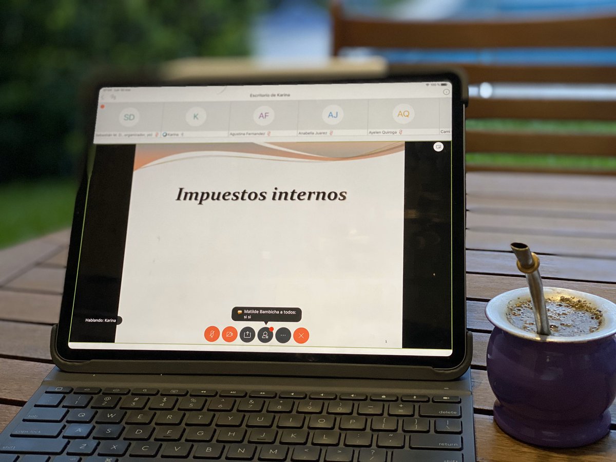 sebasdominguez's tweet photo. Comenzando la clase virtual de Impuestos Internos en @ImpuestosII a cargo de @Karinajanu #uba #docencia #impuestos https://t.co/lMq5Cnowq6