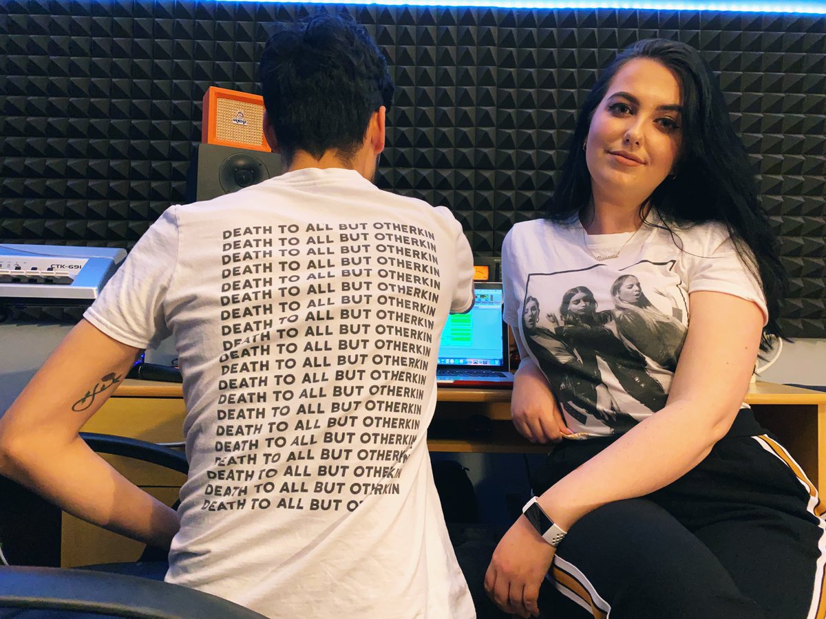 #HotPressMyLovelyTshirt 
Today <a href="/hotpress/">Hot Press</a> are asking everyone to wear their favourite band tees, to remind us of the good times &amp; show your support for artists we love. Post a pic with your favourite band tee and the hashtag #HotPressMyLovelyTshirt. We’re all in this together 🖤