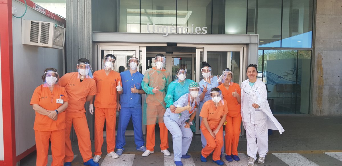HospitaldeDenia's tweet photo. Nuestros agradecimiento también al colectivo de la Marina Alta 3D Makers, expertos en impresión 3D que han puesto toda su maquinaria en marcha para enviarnos pantallas protectoras. Gracias :)#JuntosLoConseguiremos https://t.co/W01qHqXocw