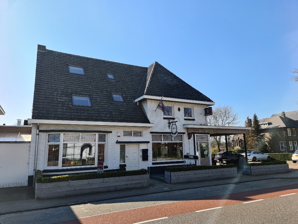 NIEUW: Te koop aangeboden horecapand met woning in verhuurde staat te Kelpen-Oler. Kijk voor meer info op tonnyfreriks.nl/aanbod/verhuur… #horeca #beleggingspand #kelpenoler #horecamakelaar #tekoop