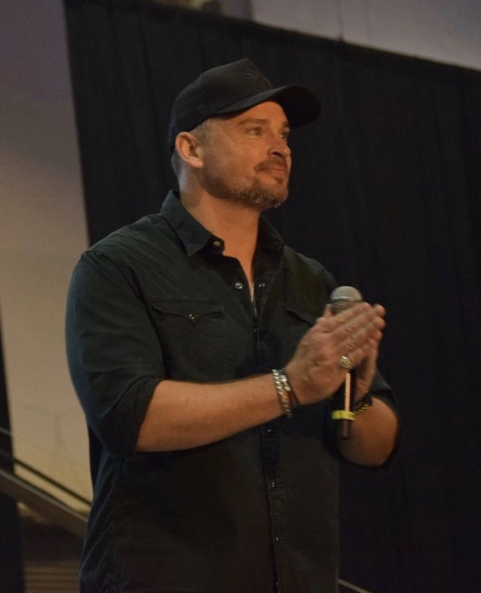 tomwbrasil's tweet photo. #TomWelling na La Mole convention. https://t.co/3bzQV3XLv4