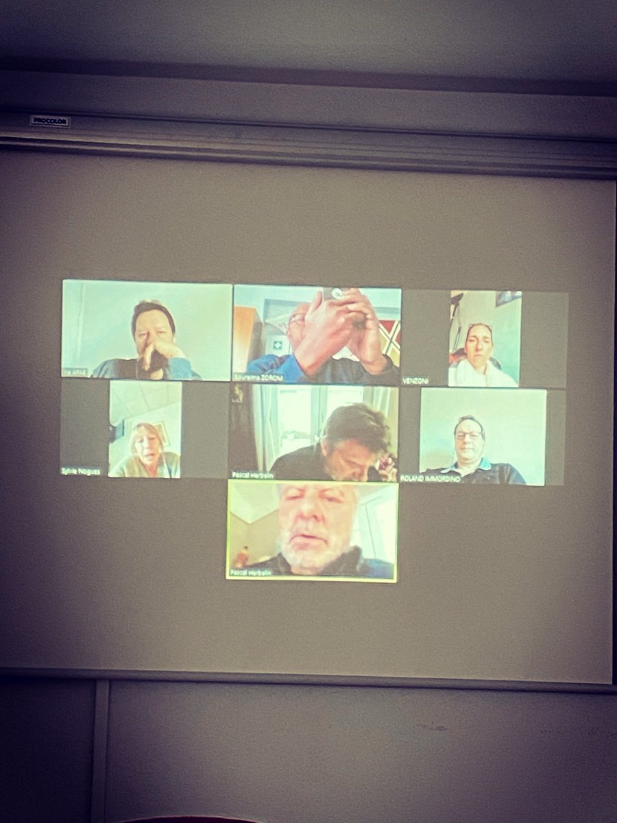 ApaeEguilles's tweet photo. L'APAE continu de se mobiliser. Conférence vidéo ce matin avec les administrateurs. https://t.co/eg1maZgFJ7