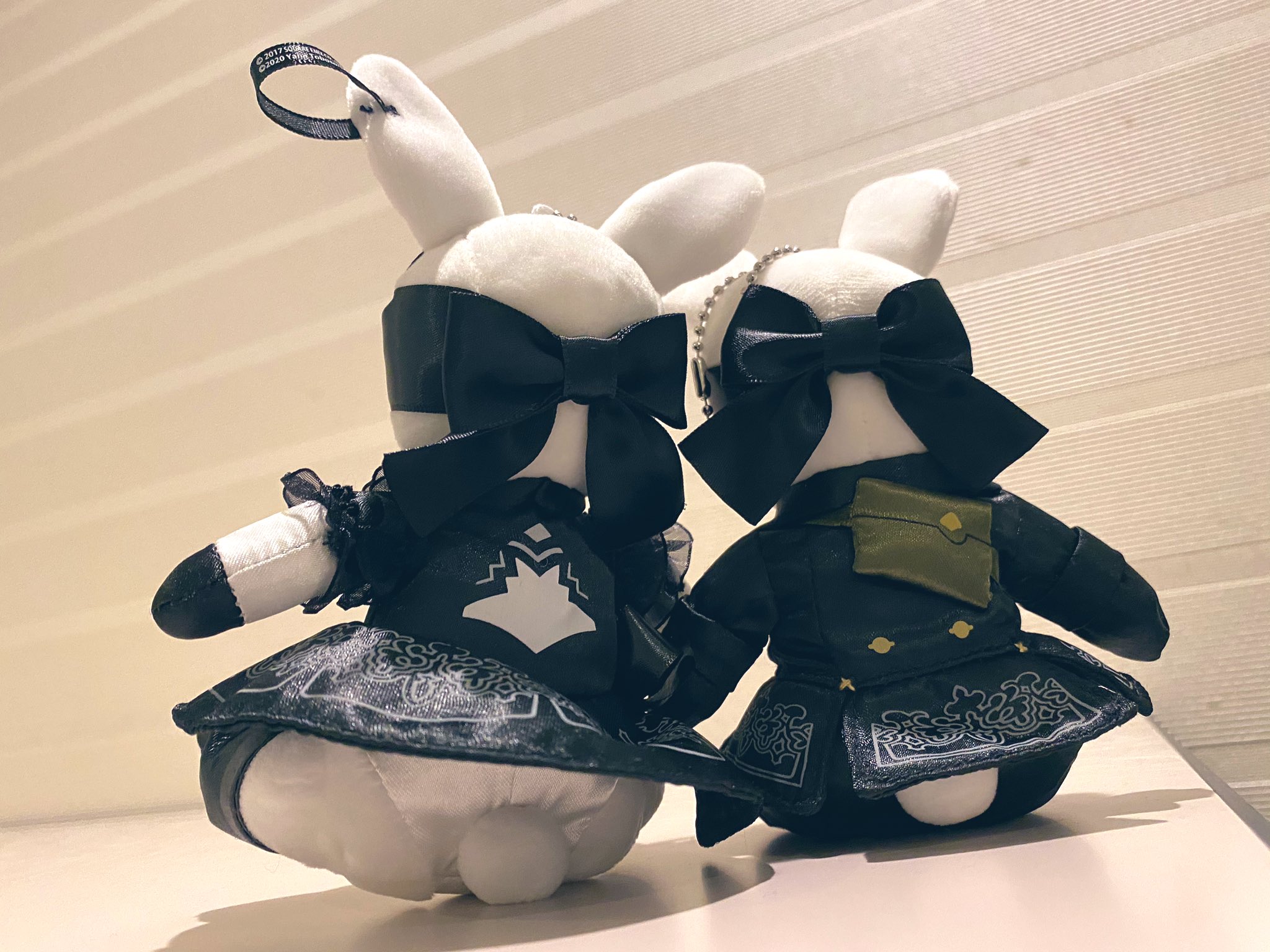 ニーア」と「黒執事」のコラボ商品が登場！ ビターラビットが2B