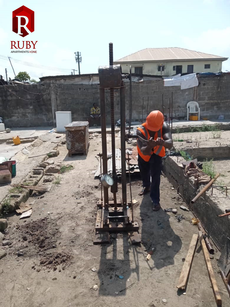 novarickhomes's tweet photo. Update: Soil Testing at Ruby Apartments, Ologolo.
For more information on our off-plan property, please DM, Call/ Whatsapp: 08105140514.
#novarickhomes #RealEstate #investments #Ologolo #offplan #rubyapartments #MondayMotivaton #investors https://t.co/hgM71FjnP0