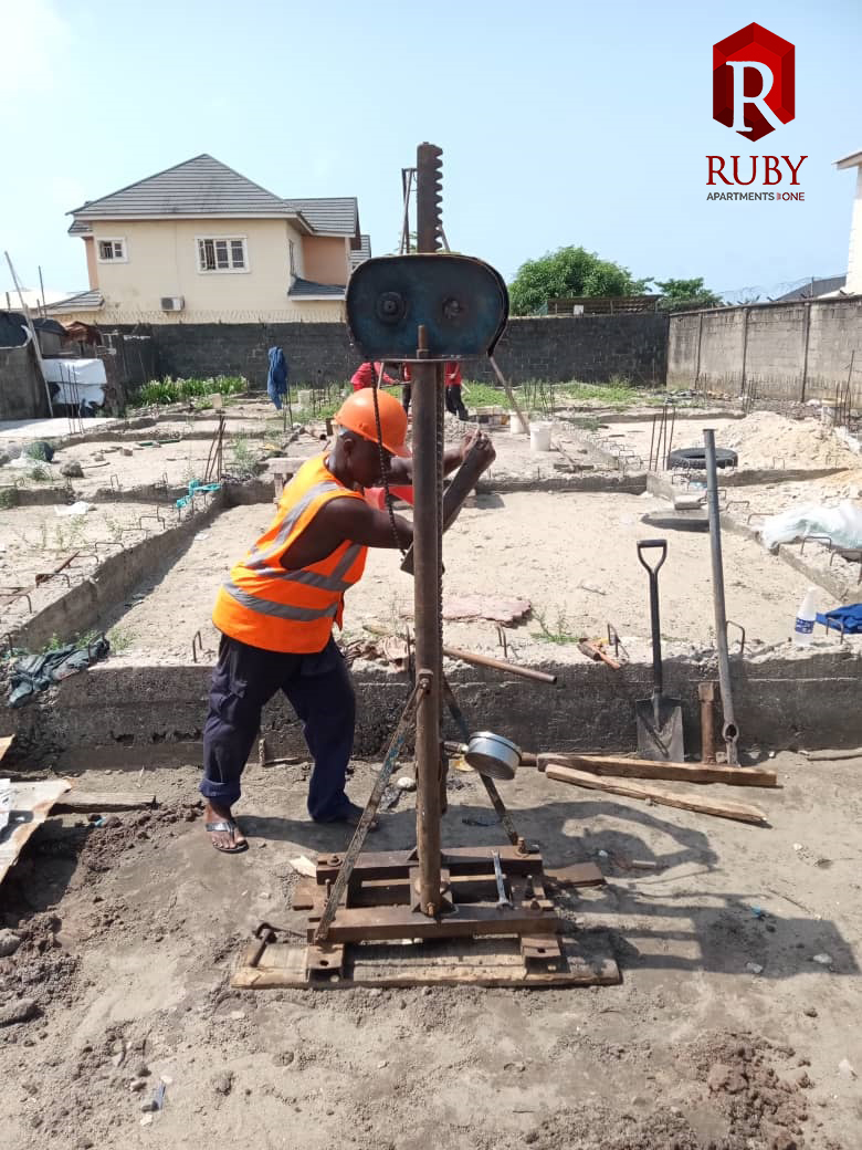 novarickhomes's tweet photo. Update: Soil Testing at Ruby Apartments, Ologolo.
For more information on our off-plan property, please DM, Call/ Whatsapp: 08105140514.
#novarickhomes #RealEstate #investments #Ologolo #offplan #rubyapartments #MondayMotivaton #investors https://t.co/hgM71FjnP0