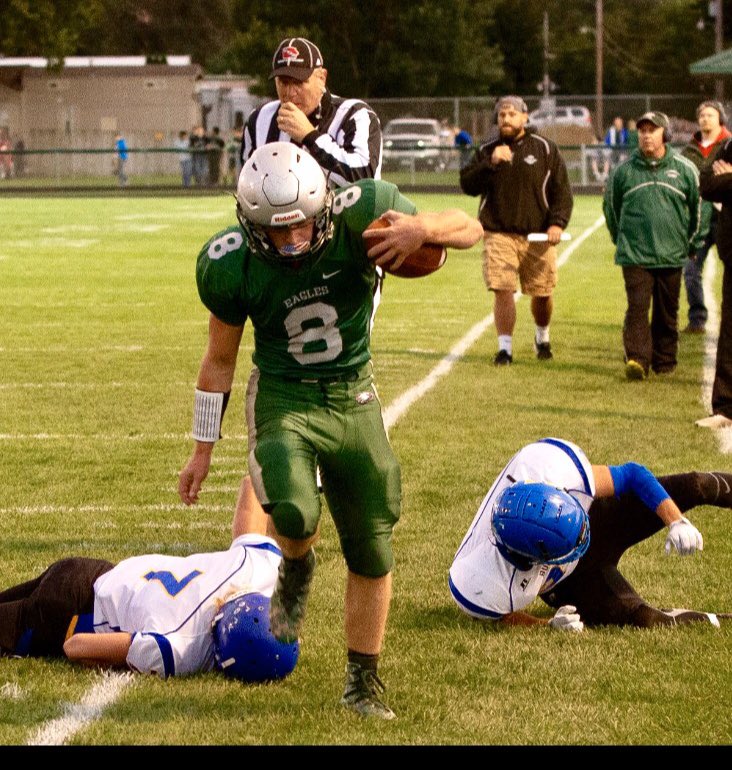 Chris_74_Scott's tweet photo. I was nominated by @J_Gift72  to post a coaching picture, but it’s hard to choose only one! I nominate @coachmoser_CRFB, @MilesHookstead, and @OLCoachNystrom https://t.co/WBhopV2FiQ