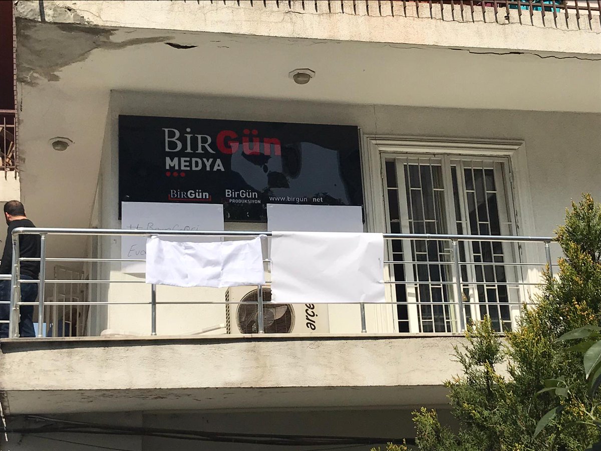 Ücretli izin, ücretsiz sağlık
#BeyazÇağrı'yı destekliyoruz