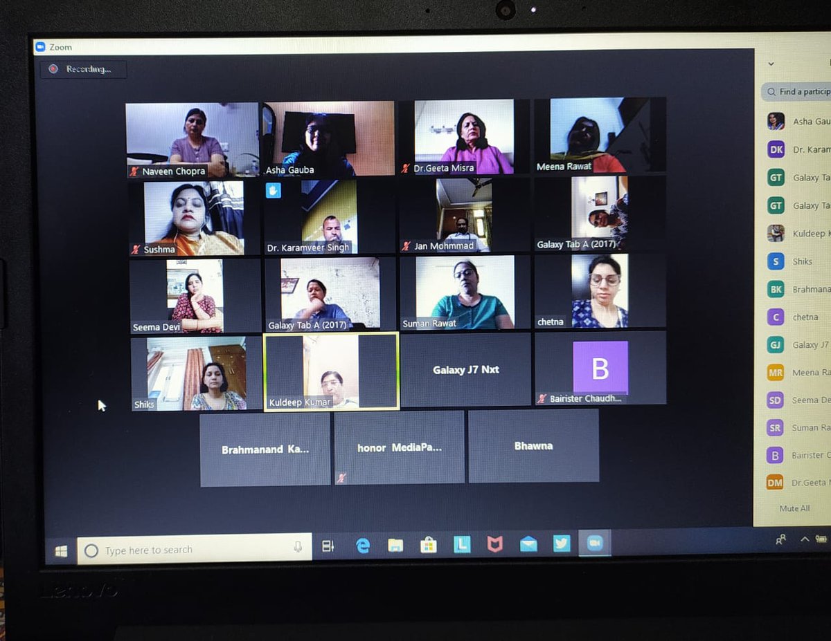 asha_gauba's tweet photo. No lockdown on zoom catch-ups.
Today's Agenda: Challenges faced during happiness classes and how we can overcome those.
Thank you S.B.V. Fatehpur Beri HoS Dr. Kuldeep, HCs of south district and my peers for joining.
#ProudDelhiGovteachers
#happinessclass
@msisodia
@PbpandeyB https://t.co/JePlyoRyaJ