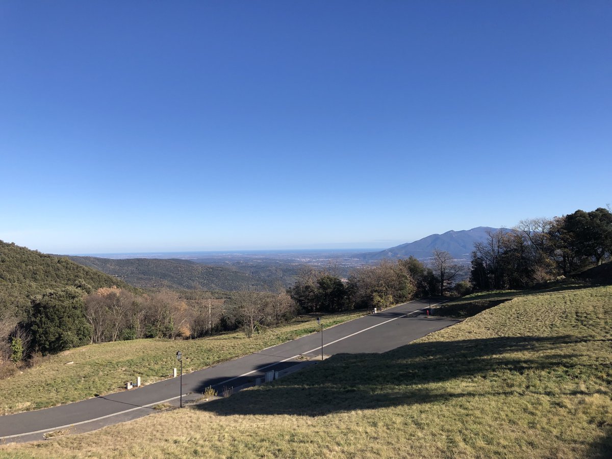 RicardMoren's tweet photo. @MuayCe #hamlets research @UABBarcelona:
MONTBOLO commune, #PyrénéesOrientales #France:
184 inhabitants (INSEE2014), including 23 born abroad:
9 #immigrantWomen & 14 #immigrantMen.
#RURALimmigration #micropobles #SHN!
#RuralEUROPE #Montboló #Vallespir
Info: https://t.co/fod9N0mV3d
📷2020 https://t.co/vYoWHZxMxS